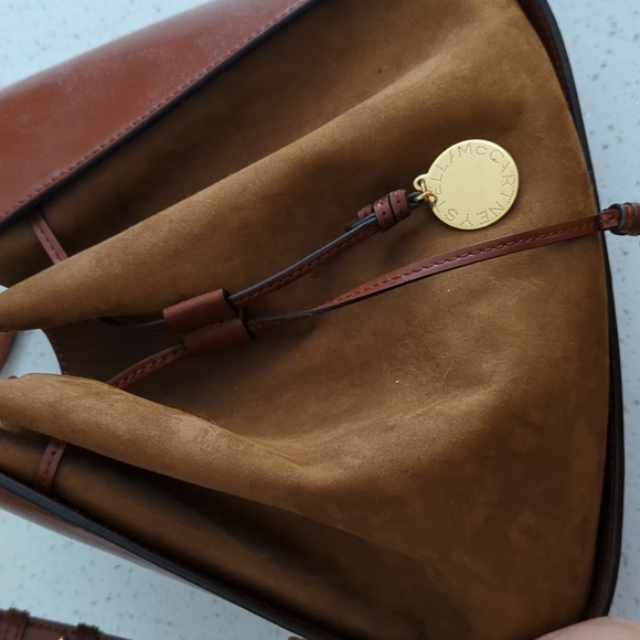 Stella McCartney Medium Eco Alter Faux Leather & Faux Suede Bucket Bag in Cognac - Picture 3 of 7